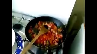 Desi bhabhi fellating while cooking